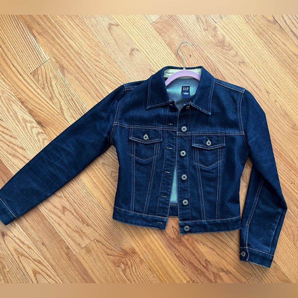 Gap XS cropped denim jacket
